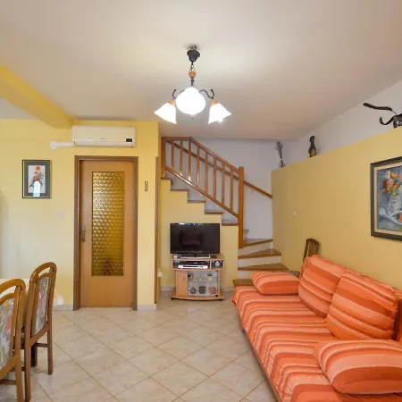 Laura - Pul470 By Interhome Holiday home *
