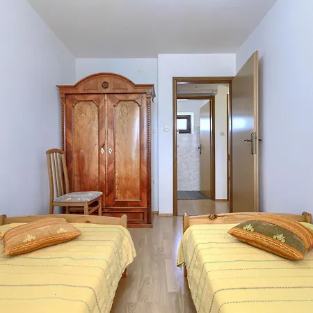 Laura By Interhome Дом отдыха Пула