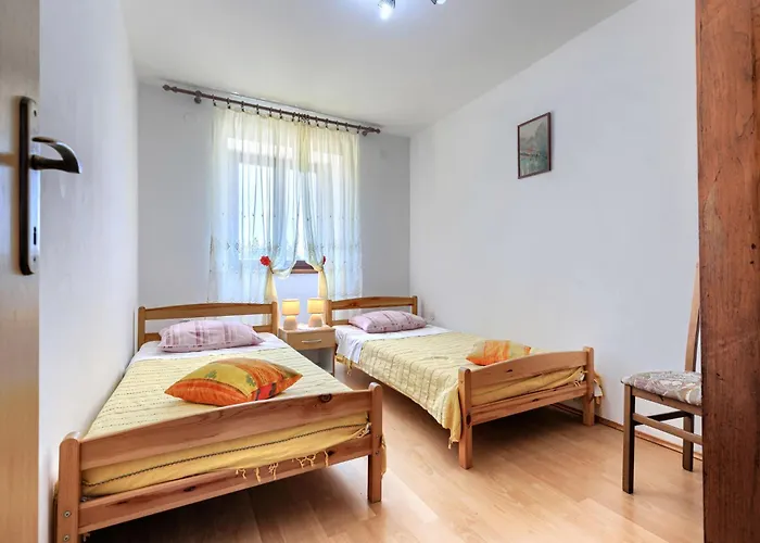 Laura By Interhome Vikendica