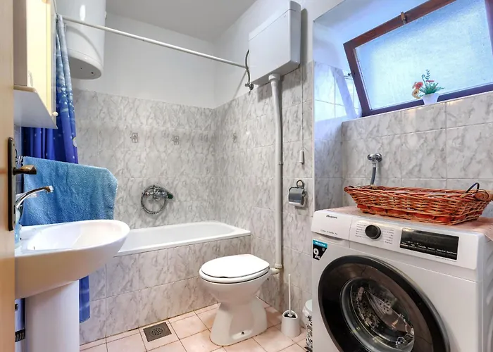 Vikendica Laura By Interhome *